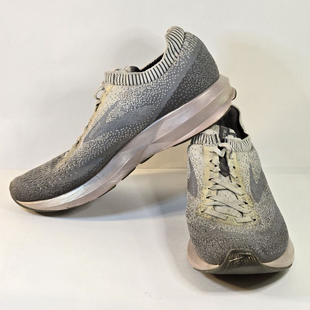 Brooks LEVITATE 2 Womens Size 10.5 B Running Shoes Athletic Sneakers 1202791B060
